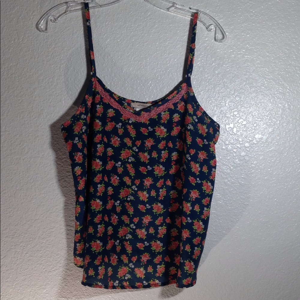FINAL MARKDOWN Ladies' self esteem Cami-Style Top (M)